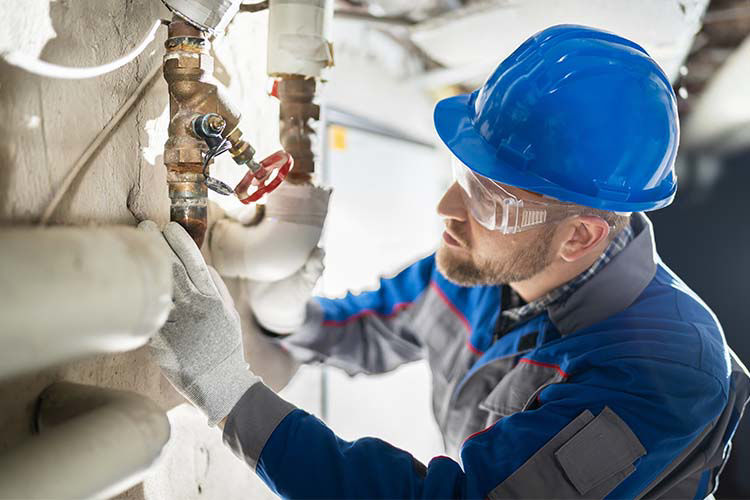 Services plomberie et éléctricité